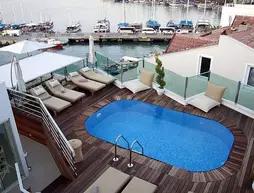 Alesta Yacht Hotel